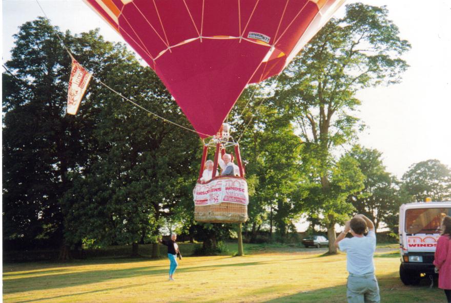 Balloon pilot John Kite flies his parents, George and Elma.