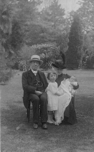 Arthur Henry, Mary Violet and two grandchildren